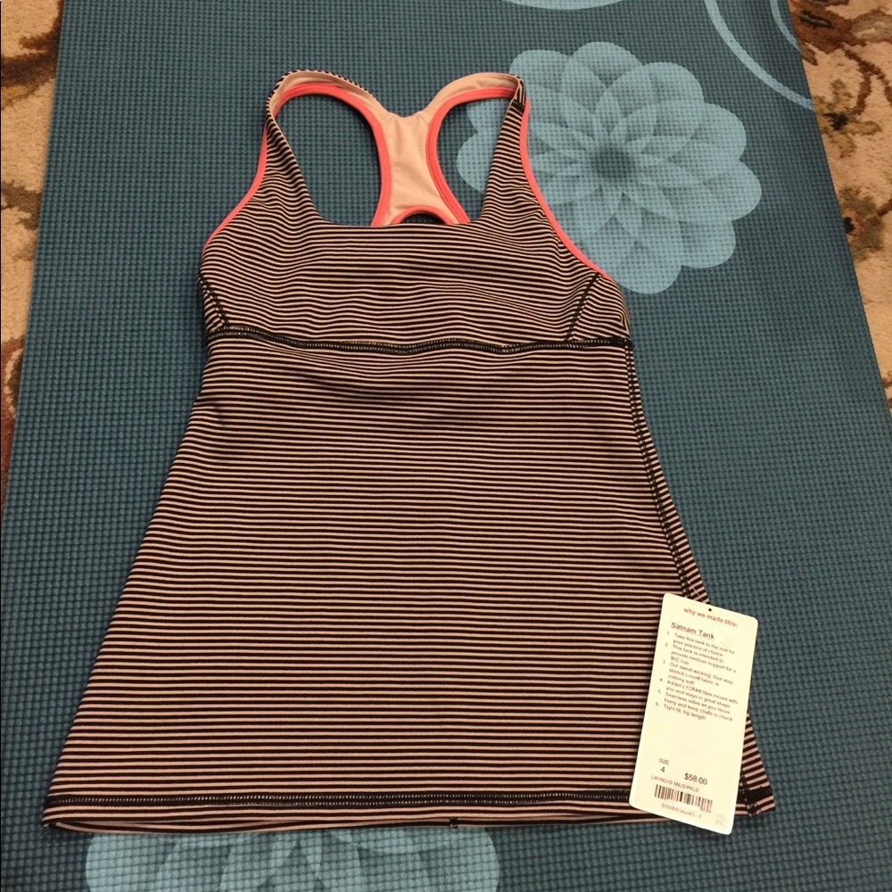 New Lululemon tank Size 4
